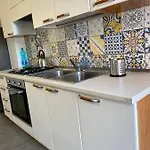 Le Sorelle Apartment *